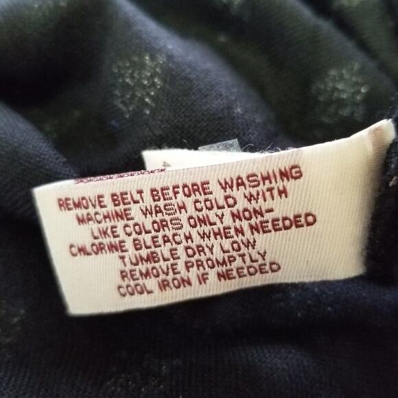 Mudd Blue White Pullover 1/2 Button Down Silky Feel Top EUC Size L - Picture 11 of 11